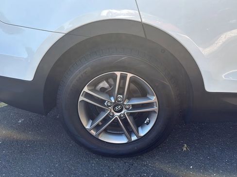 Used 2017 Hyundai Santa Fe Sport image 35