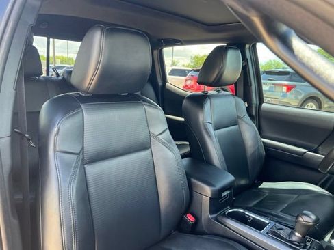 Used 2019 Toyota Tacoma TRD Sport RWD image 23