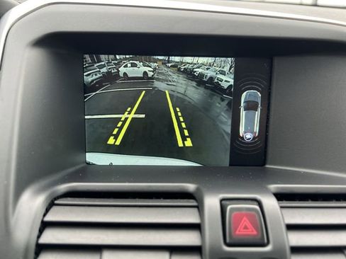 Used 2016 Volvo XC60 T5 Premier image 15