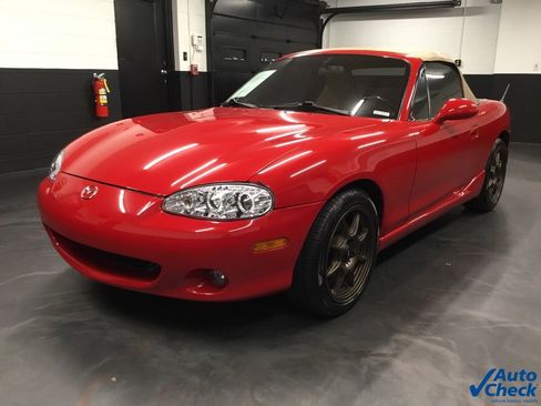 Used 2002 MAZDA MX-5 Miata LS image 16