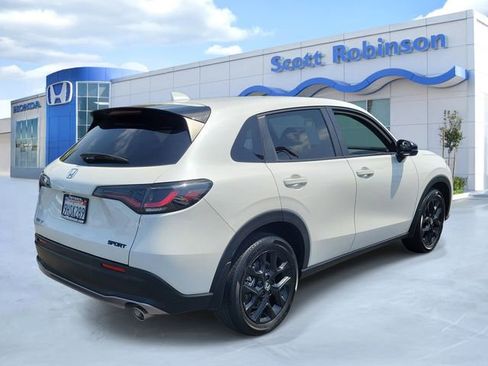 Certified 2024 Honda HR-V Sport image 4