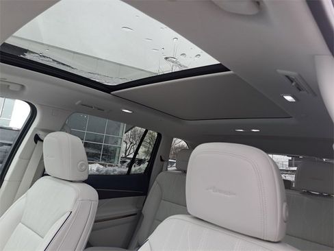 New 2026 Buick Enclave Avenir w/ Super Cruise Package image 17