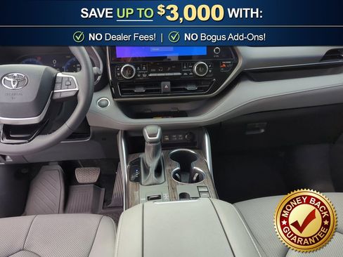 Used 2025 Toyota Highlander Limited image 20