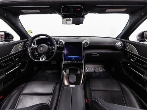 Used 2022 Mercedes-Benz SL 55 AMG 4MATIC image 29