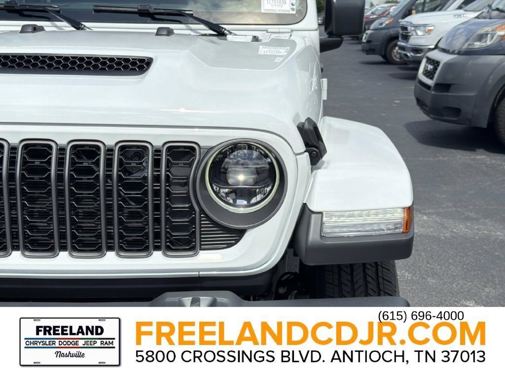 New 2026 Jeep Gladiator Sport AWD/4WD image 9