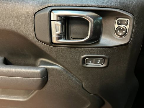 New 2025 Jeep Wrangler Unlimited Sport image 10