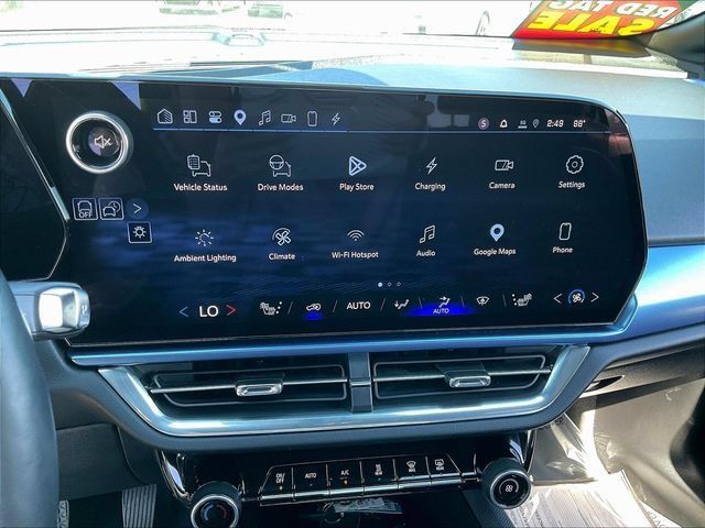 Certified 2024 Chevrolet Equinox EV LT w/ LPO, Blackout Package FWD image 17