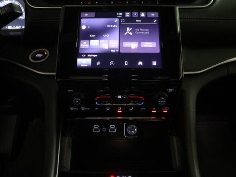 New 2026 Jeep Grand Cherokee Laredo AWD/4WD image 23