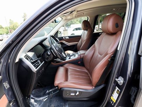 Used 2020 BMW X7 xDrive40i w/ Premium Package image 37