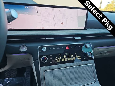 Certified 2025 Genesis GV80 2.5T Select image 20