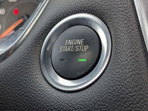 Used 2022 Chevrolet Traverse LT w/ LPO, Floor Liner Package image 33