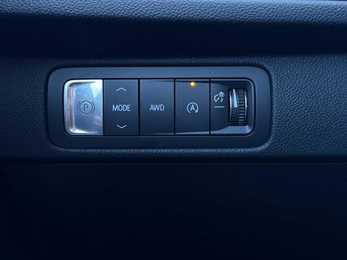 New 2026 Chevrolet Traverse Z71 w/ Enhanced Driving Package image 36