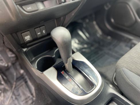 Used 2015 Honda Fit LX image 25