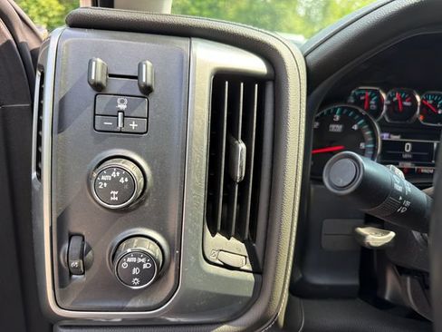 Used 2016 Chevrolet Silverado 1500 LTZ w/ LTZ Plus Package AWD/4WD image 17