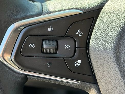 Used 2025 Chevrolet Trax ACTIV w/ Driver Confidence Package FWD image 14