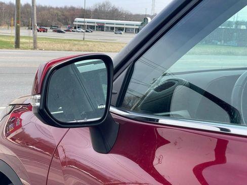 Used 2021 Toyota Highlander Limited image 33