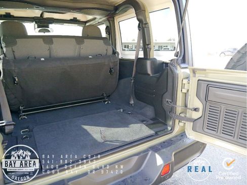 Used 2025 Jeep Wrangler Sport image 22