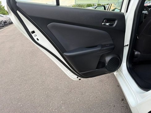 Used 2020 Toyota Prius LE w/ Carpet Mat Package AWD/4WD image 18