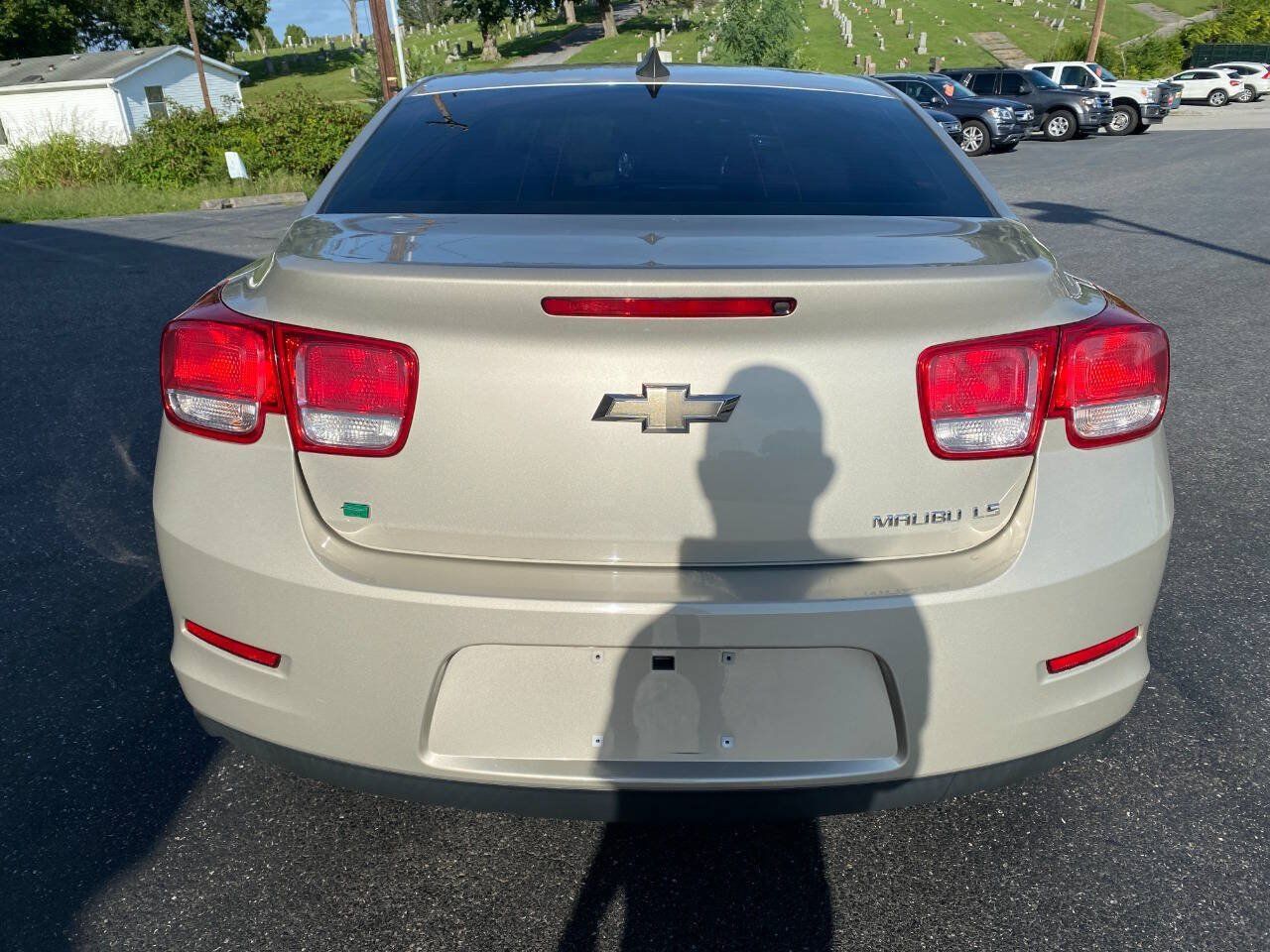 Used 2015 Chevrolet Malibu LS FWD image 4