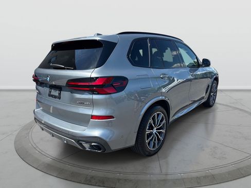 Used 2025 BMW X5 xDrive40i w/ M Sport Package AWD/4WD image 5