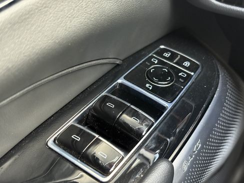 Certified 2024 Cadillac Lyriq Sport AWD/4WD image 32