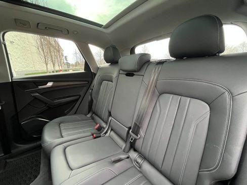 Used 2025 Audi Q5 2.0T Premium image 28