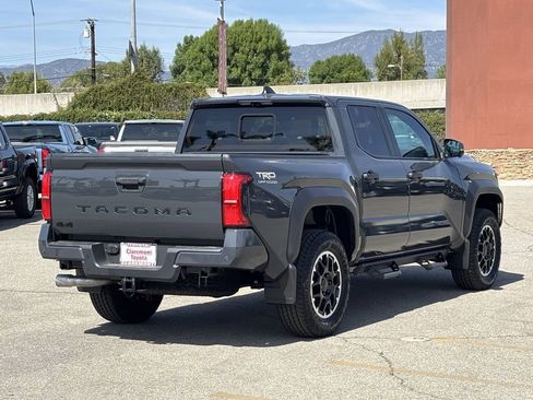 Used 2026 Toyota Tacoma TRD Off-Road w/ TRD Off Road Premium Package AWD/4WD image 30