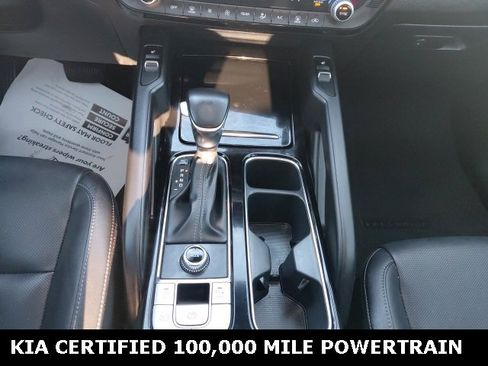 Certified 2022 Kia Telluride S image 13