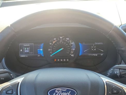 Certified 2023 Ford Edge Titanium AWD/4WD image 11
