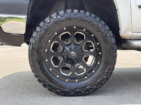 Used 2007 Chevrolet Silverado 2500 LT w/ Heavy-Duty Power Package AWD/4WD image 13
