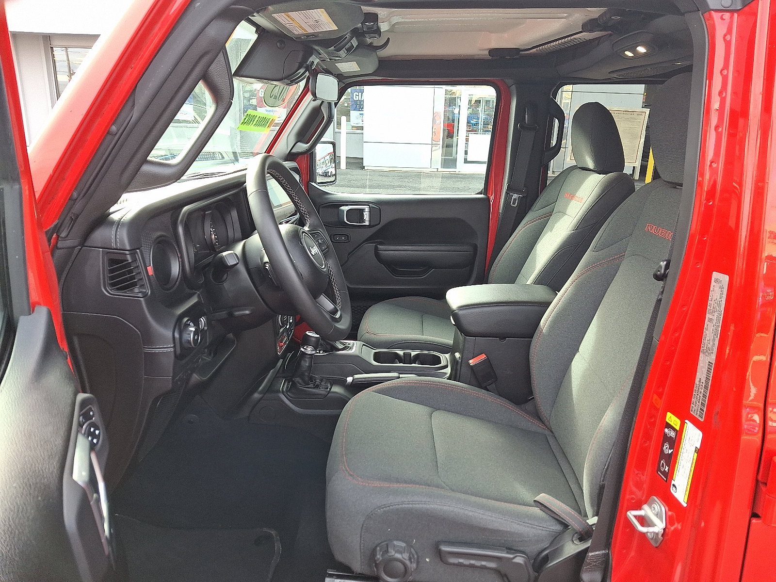 Used 2025 Jeep Wrangler Unlimited Rubicon AWD/4WD image 14