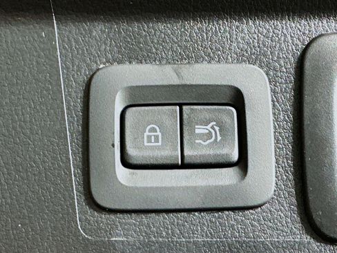 Used 2025 MAZDA CX-50 AWD 2.5 S w/ Preferred Package image 31