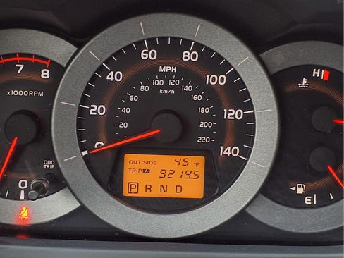 Used 2008 Toyota RAV4 Limited AWD/4WD image 26