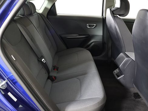 Used 2025 Kia K4 FWD image 32