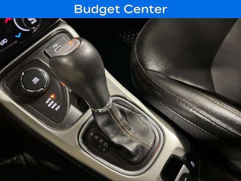 Used 2020 Jeep Compass Latitude AWD/4WD image 25