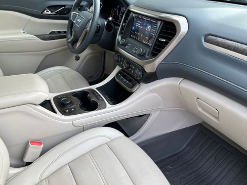 Certified 2023 GMC Acadia Denali w/ Denali Technology Package image 18