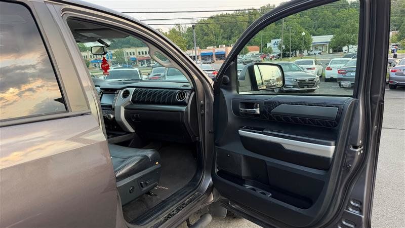 Used 2015 Toyota Tundra Platinum AWD/4WD image 33