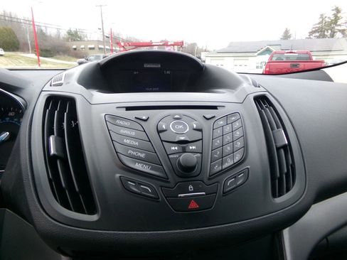 Used 2015 Ford Escape SE AWD/4WD image 14