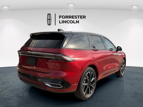 New 2026 Lincoln Nautilus Reserve AWD/4WD image 3
