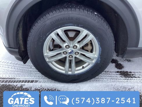 Used 2023 Ford Explorer XLT w/ Class IV Trailer Tow Package image 35