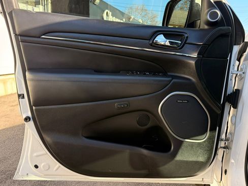 Used 2020 Jeep Grand Cherokee High Altitude image 18