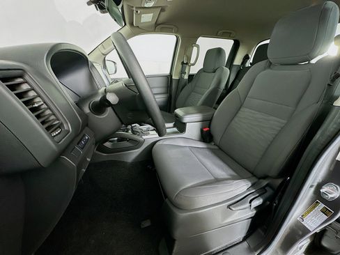 Used 2024 Nissan Frontier S image 13