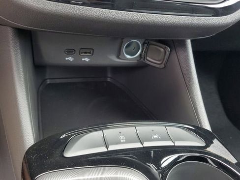 New 2026 Buick Envista Sport Touring FWD image 23