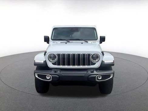 Used 2025 Jeep Wrangler Unlimited Sahara AWD/4WD image 5