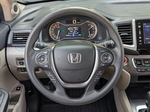 Used 2016 Honda Pilot EX image 24