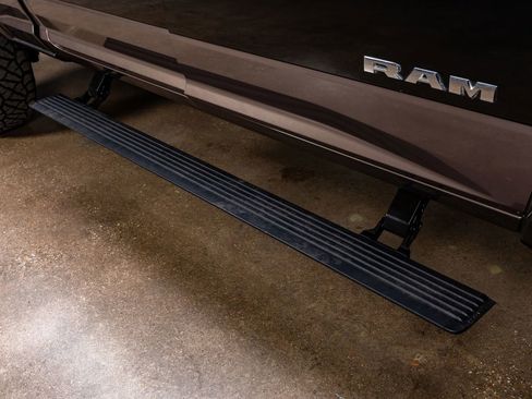 Used 2024 RAM 2500 Limited w/ Safety Group image 13