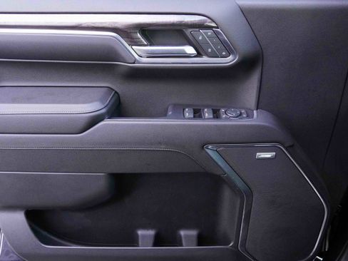 Used 2023 Chevrolet Silverado 1500 LTZ image 30