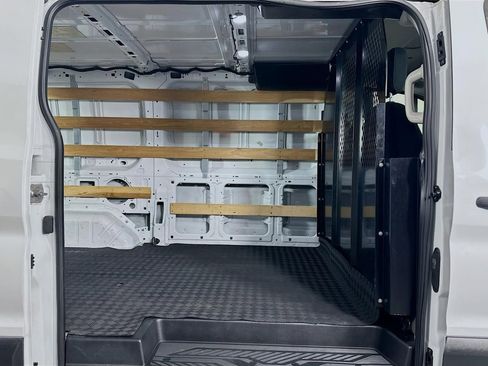 Used 2023 Ford Transit 250 Low Roof AWD w/ Exterior Upgrade Package image 20
