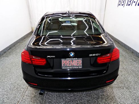Used 2014 BMW 320i xDrive Sedan AWD/4WD image 5