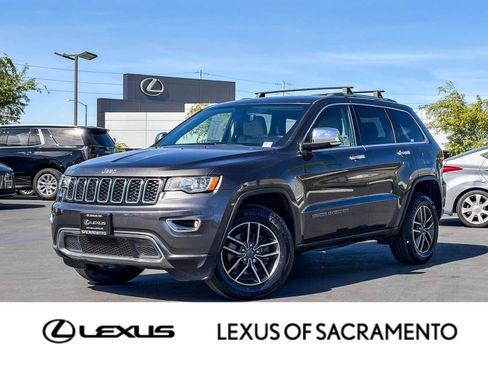 Used 2019 Jeep Grand Cherokee Limited AWD/4WD image 1